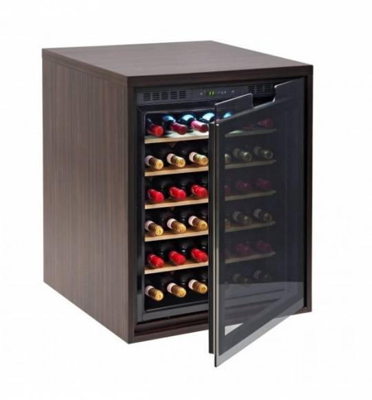 Шкаф холодильный винный INDEL B HT 36 на 24 бут. SP793 деревянный корпус
